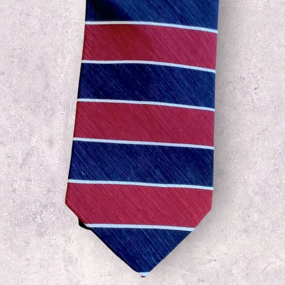 Geoffrey Beene Mens Silk Necktie